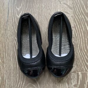 Footmates Lynne girls black ballet flats